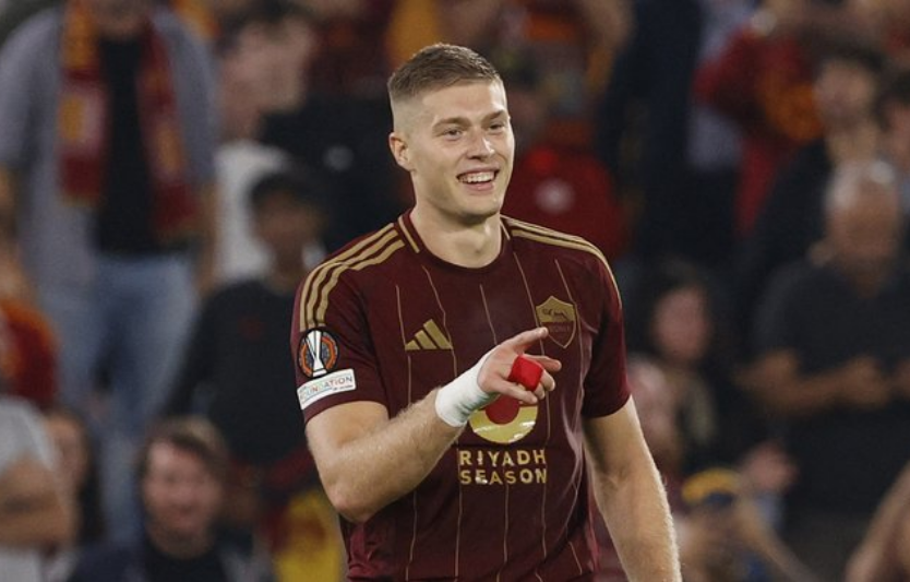 Артем Александрович Довбик: голи, нові рекорди та форма в сезоні